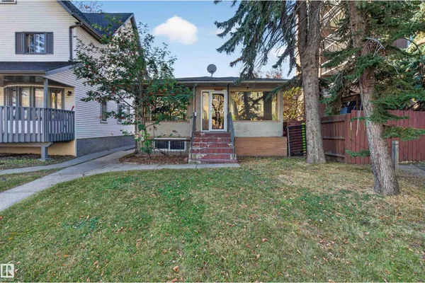 11015 87 AV NW photo 2