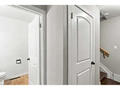 132 LONDONDERRY SQUARE SQ NW photo 23