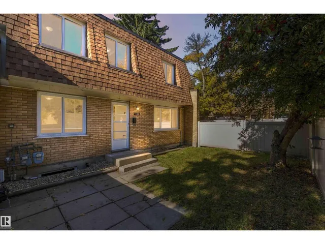 132 LONDONDERRY SQUARE SQ NW, Edmonton