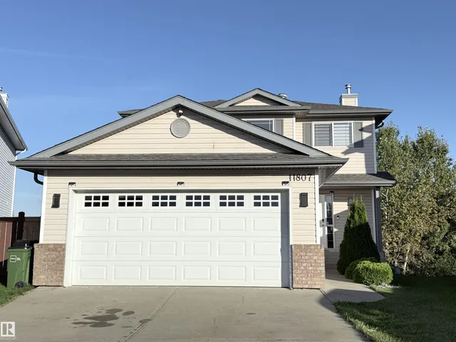 11807 171 AV NW, Edmonton