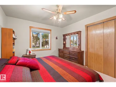 9719 65 AV NW photo 26