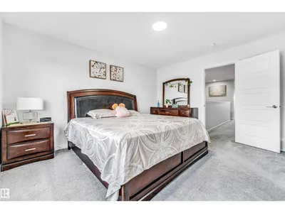 425 41 ST SW SW photo 32