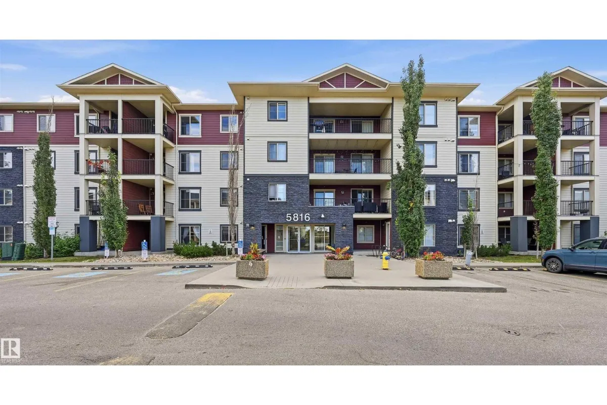 #425 5816 MULLEN PL NW exterior