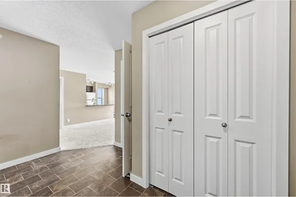 #425 5816 MULLEN PL NW photo 3