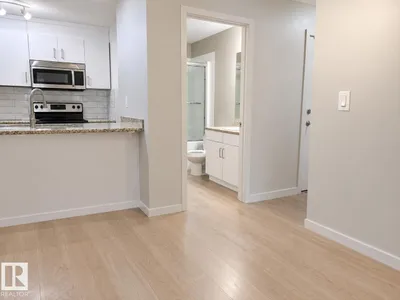 #127 5515 7 AV SW photo 4