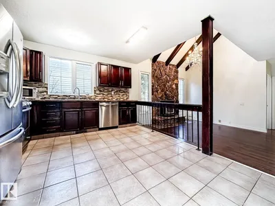 8504 173 ST NW photo 16