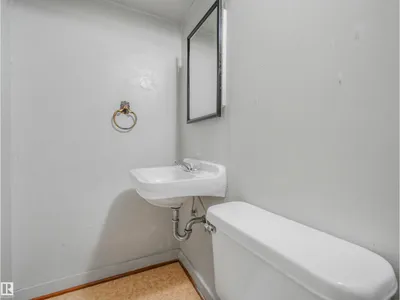 11233 103 ST NW photo 35