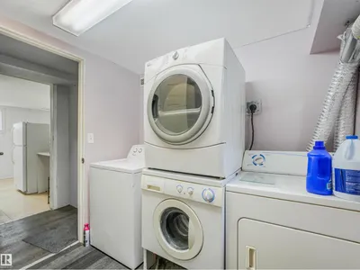 11233 103 ST NW photo 39