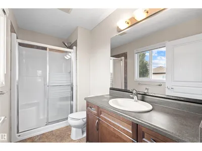 6023 208 ST NW photo 18