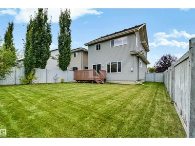 6023 208 ST NW photo 33