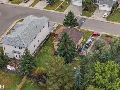 3927 22 AV NW photo 20