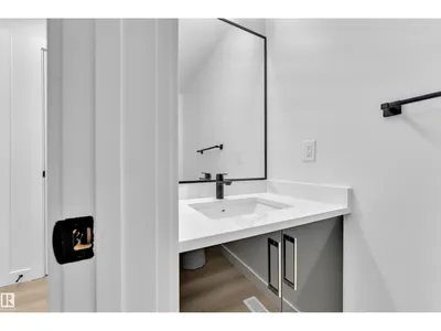 11615 24 AV NW photo 21