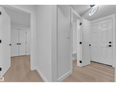 11615 24 AV NW photo 22