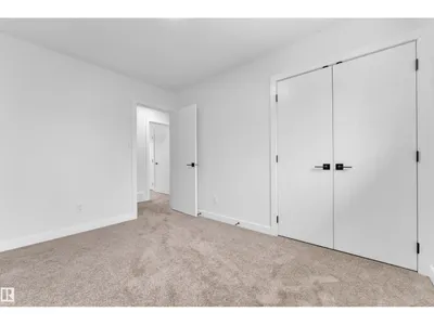 11615 24 AV NW photo 27