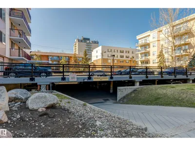 #103 11007 83 AV NW photo 21