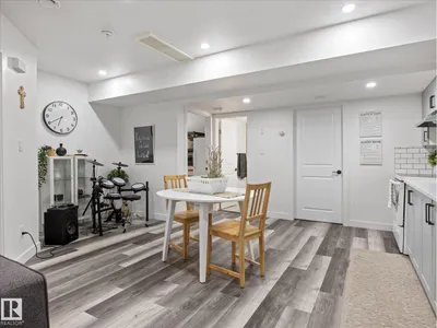 10625 96 ST NW photo 18