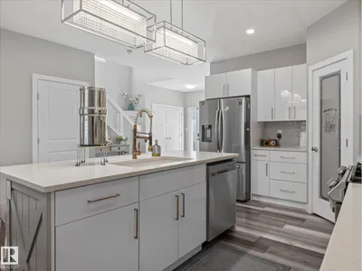 10625 96 ST NW photo 11