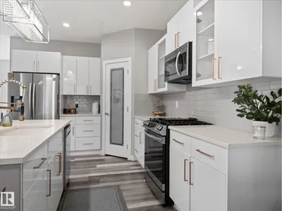 10625 96 ST NW photo 9