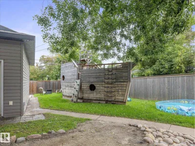 11949 ST ALBERT TR NW photo 30