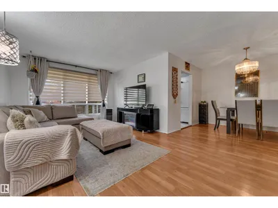 2114 38 ST NW photo 4