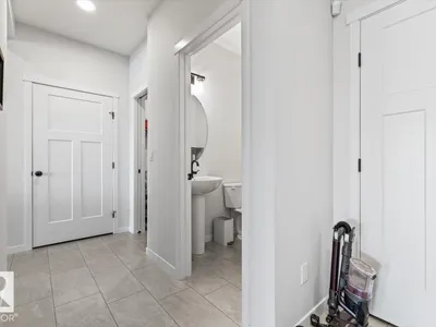 2635 200 ST NW photo 9