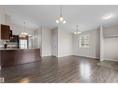 10634 155 ST NW photo 10