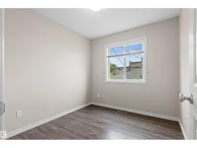 10634 155 ST NW photo 18