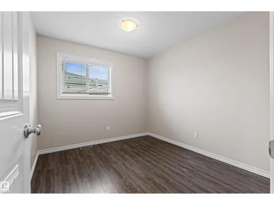 10634 155 ST NW photo 23