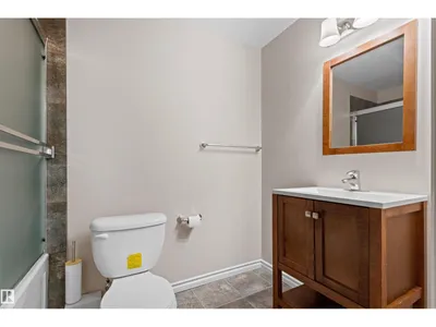 10634 155 ST NW photo 32
