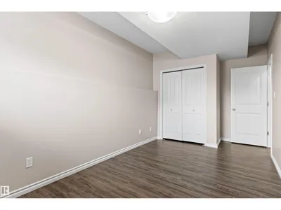 10634 155 ST NW photo 37