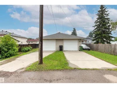 10634 155 ST NW photo 46