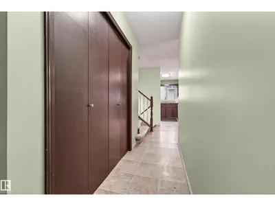 18351 77 AV NW photo 27