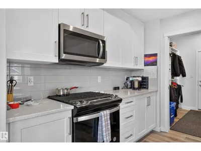 22809 95A AV NW photo 30