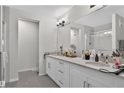 22809 95A AV NW photo 41