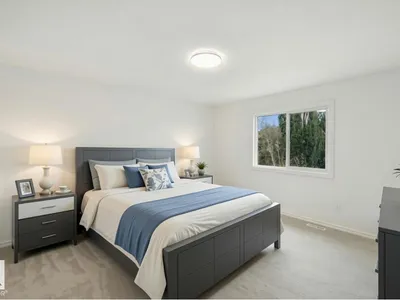 20420 56 AV NW photo 35
