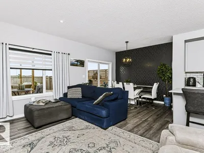 7132 182 AV NW photo 7