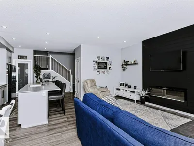 7132 182 AV NW photo 14