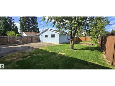 13812 63 ST NW photo 6