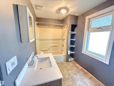 11942 37 ST NW photo 20
