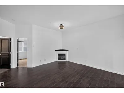 #412 9503 101 AV NW photo 10