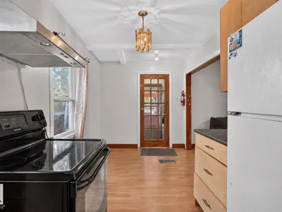 12053 97 ST NW photo 10