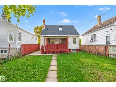 12053 97 ST NW photo 24