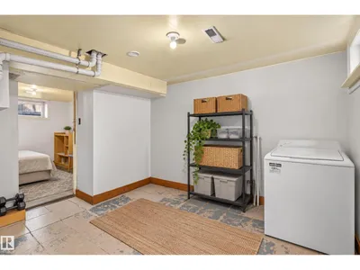 12053 97 ST NW photo 19