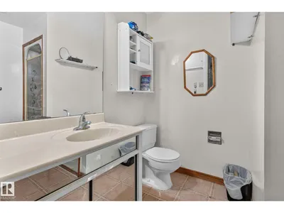 11 HOWSON CR NW photo 18