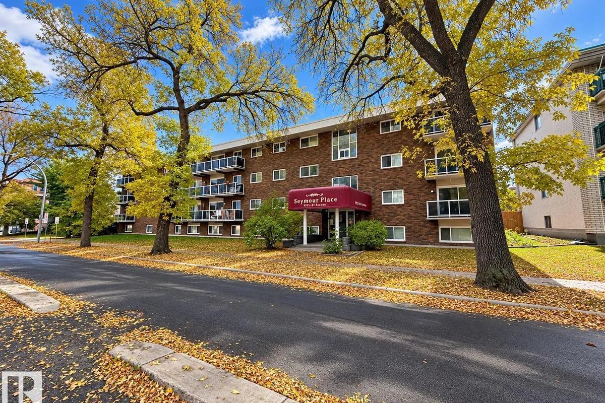 #403 9925 83 AV NW exterior