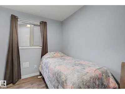 3706 41 AV NW photo 20