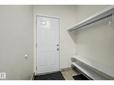 3706 41 AV NW photo 24