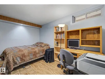 3706 41 AV NW photo 34