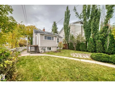 9506 72 AV NW photo 54