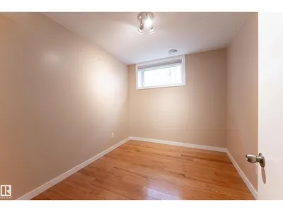10320 76 ST NW NW photo 23
